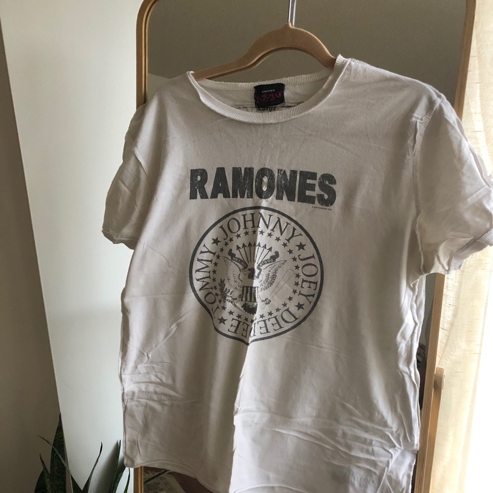 Vintage Amplified Ramones Tee